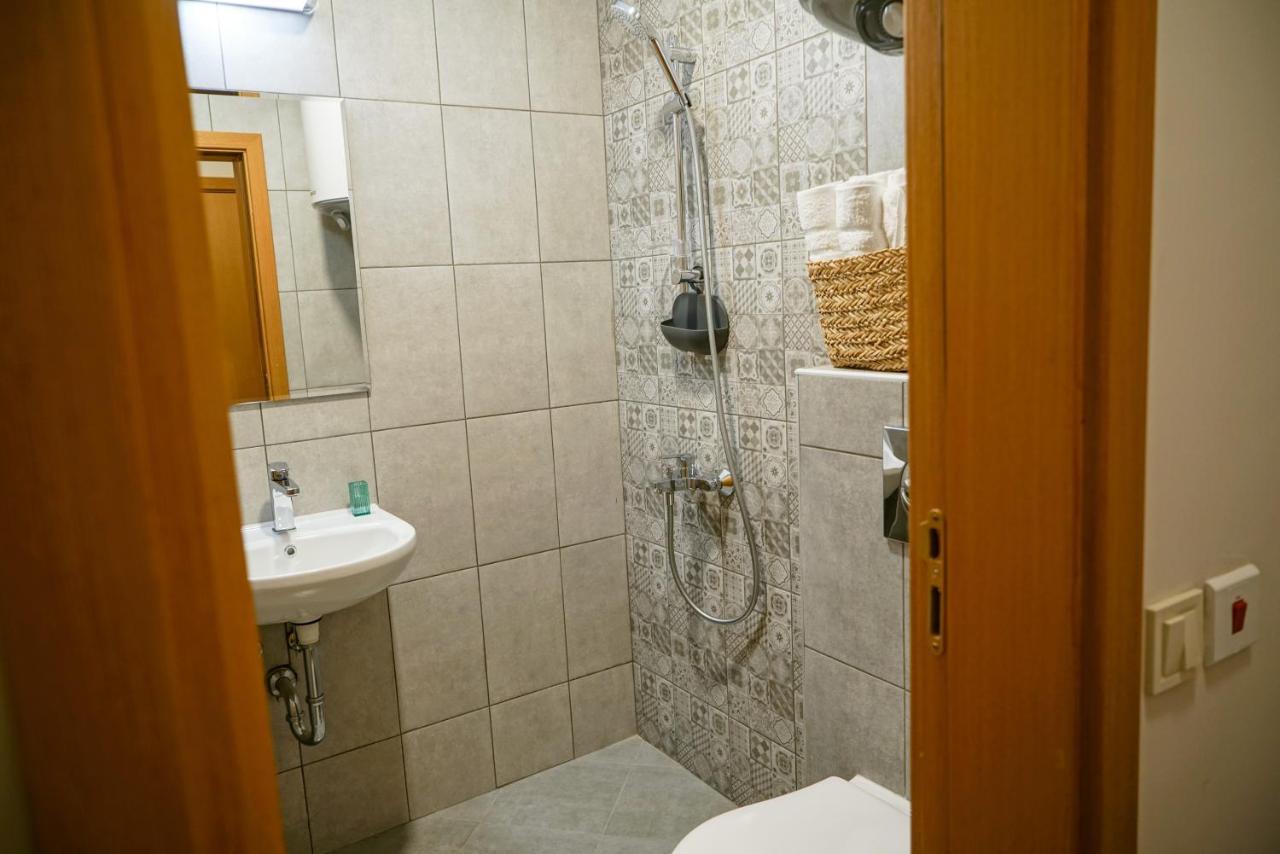 So Close Kapana - 2 Rooms Central Apartments Пловдив Экстерьер фото